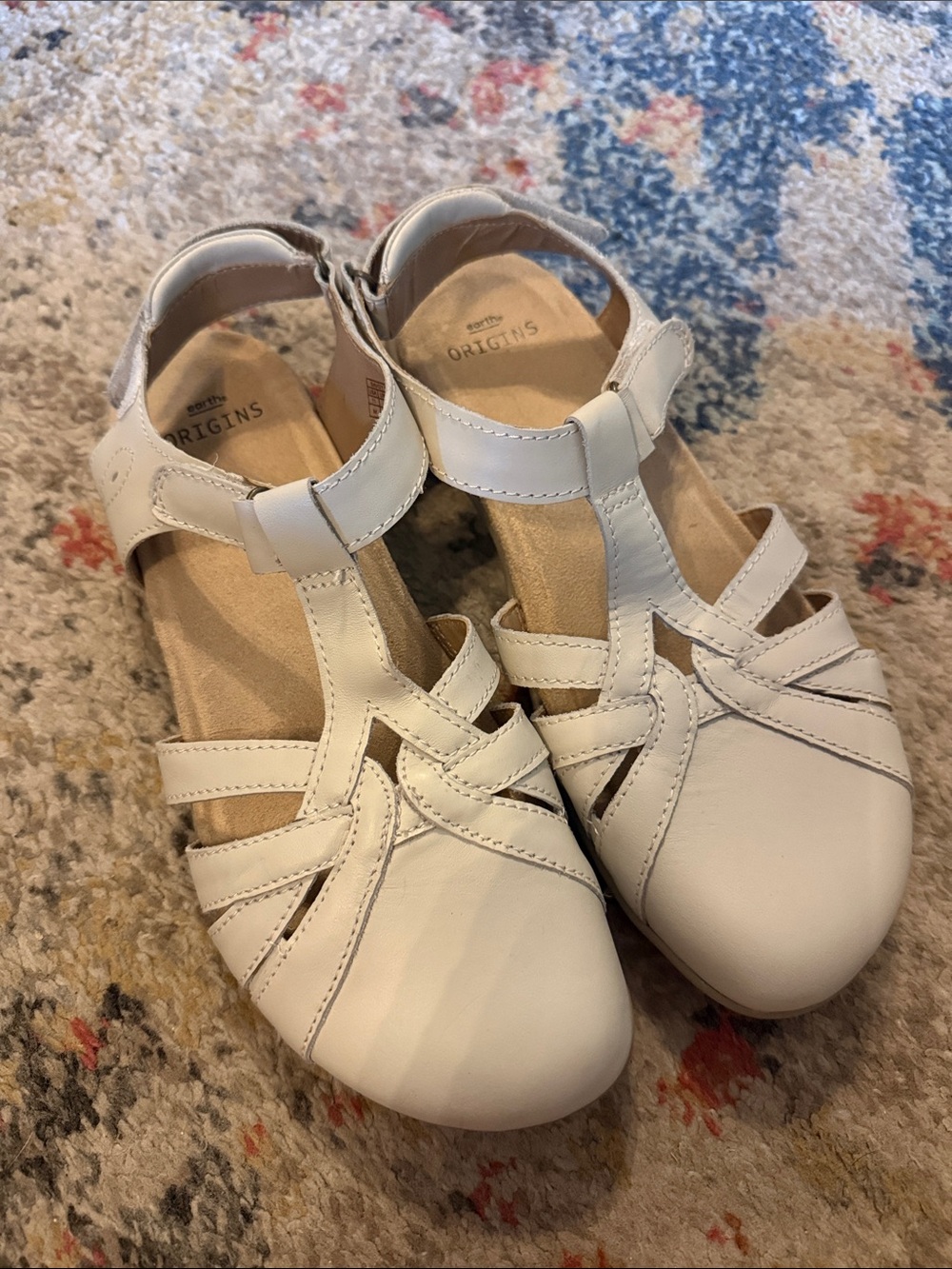 Earth Origins White Leather T-Strap Closed-Toe Sandals